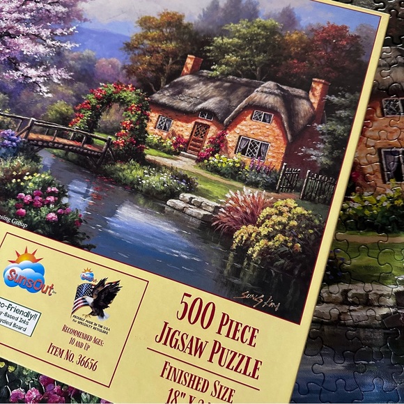 SALE!!! 500 piece puzzle English cottage #3 - Picture 2 of 10